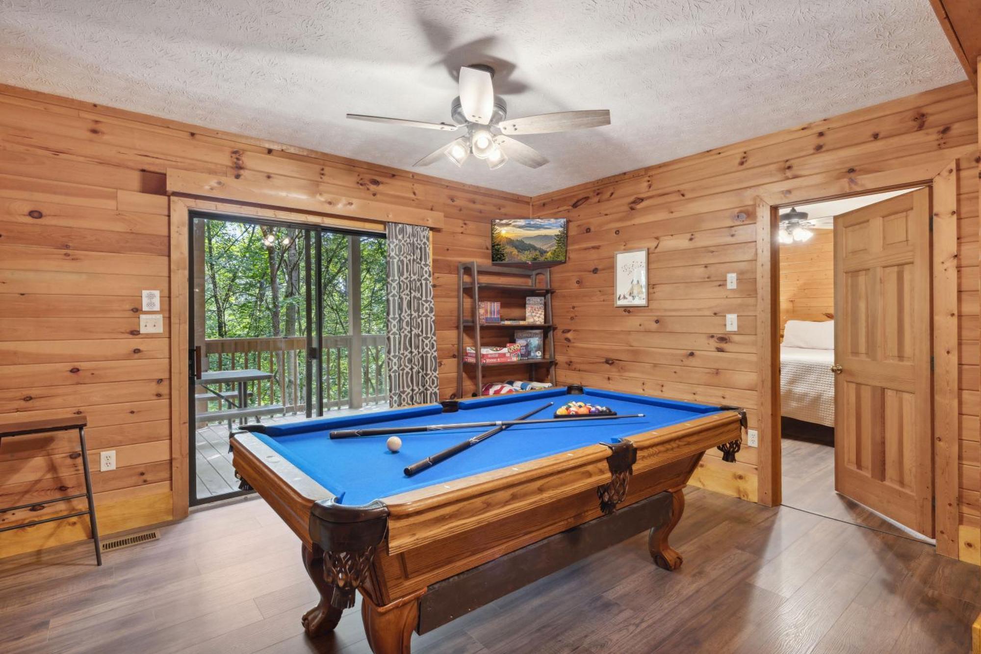 1 Min To The Parkway Spacious Cabin W 3 Suites And Extra Bedroom! Pigeon Forge Exterior foto